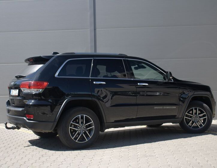 Jeep Grand Cherokee 6