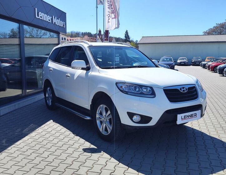 Hyundai Santa Fe SUV / Terénní 2,2 l 145 kw