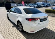 Toyota Corolla Sedan / Limuzína 1,5 l 92 kw