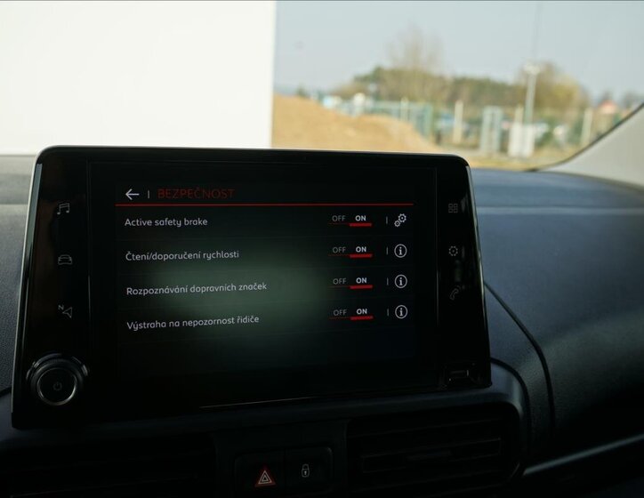 Citroën Berlingo MPV 1,5 l 75 kw