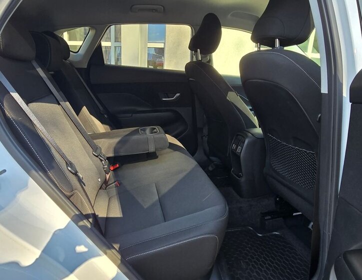 Hyundai Kona SUV / Terénní 1,6 l 145 kw