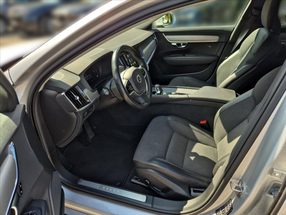 Volvo V90 Kombi 2,0 l 145 kw