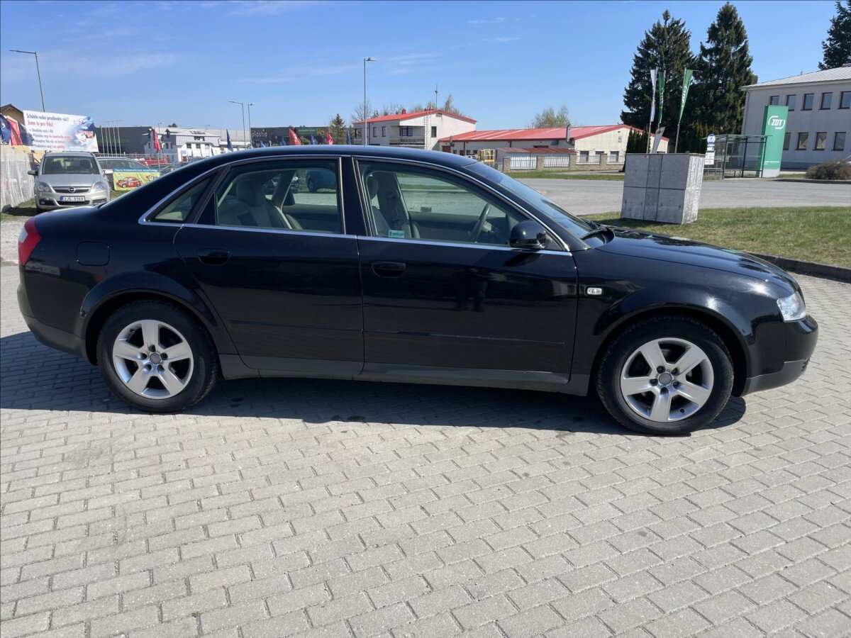 Audi A4 Sedan / Limuzína 1,8 l 110 kw