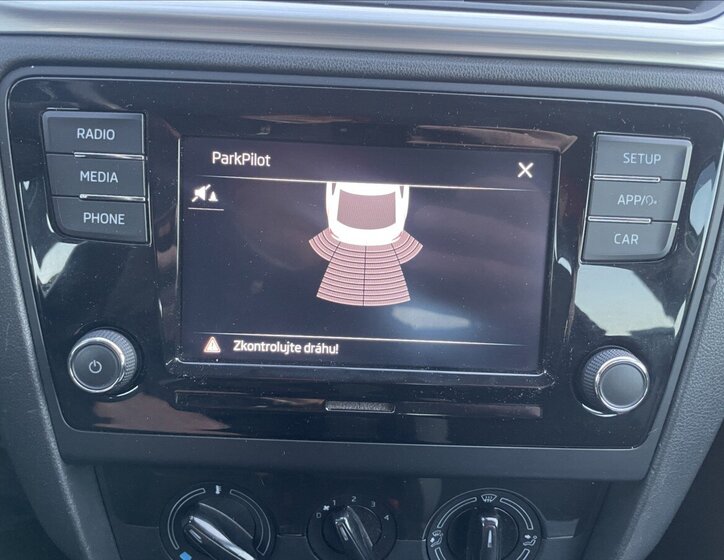 Škoda Rapid Hatchback 999,0 81 kw