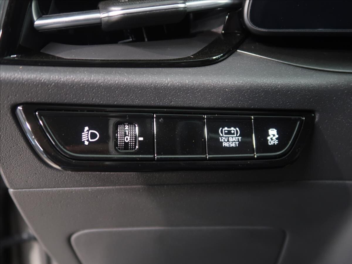 KIA Niro CUV / Crossover 1,6 l 95 kw