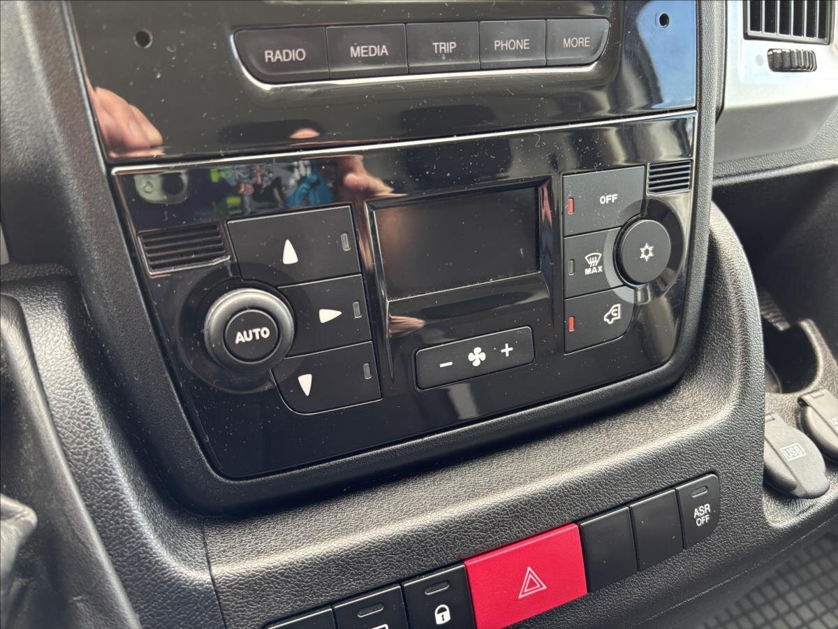 Citroën Jumper Skříň 2,2 l 103 kw