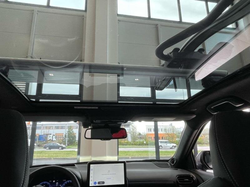 Toyota Yaris Cross SUV 1,5 l 68 kw