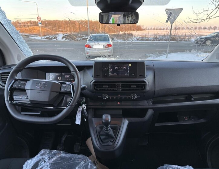 Toyota ProAce Verso 7