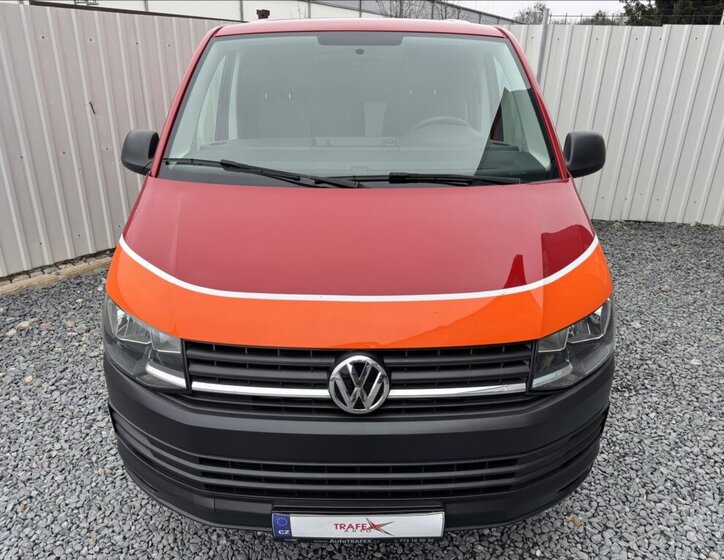 Volkswagen Transporter Skříň 2,0 l 110 kw