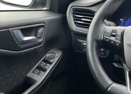 Ford Kuga SUV 1,5 l 88 kw