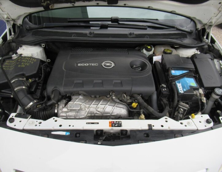 Opel Astra Kombi 2,0 l 121 kw