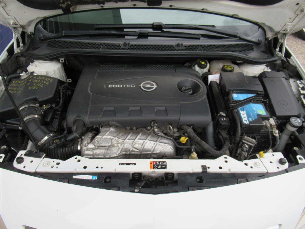 Opel Astra Kombi 2,0 l 121 kw