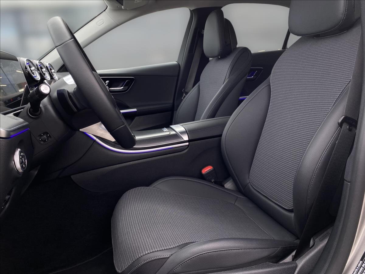 Mercedes-Benz Třídy C Sedan 1,5 l 150 kw