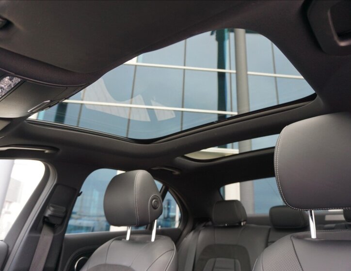 Mercedes-Benz Třídy E Sedan / Limuzína 3,0 l 320 kw