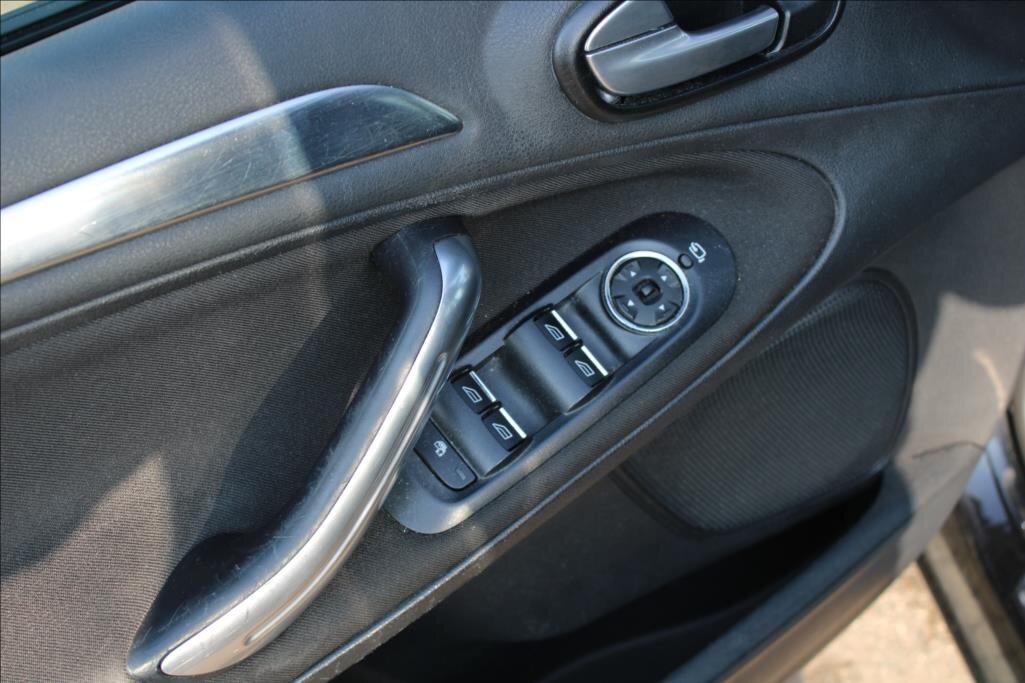 Ford S-MAX Kombi 2,0 l 103 kw