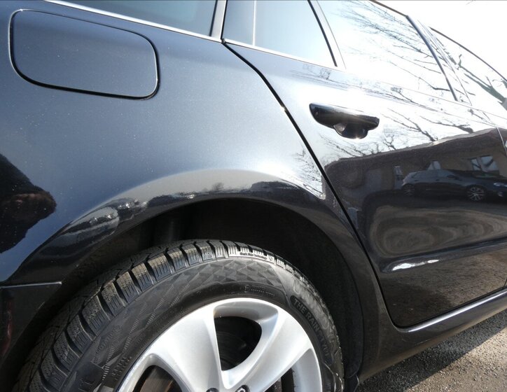 Škoda Superb Kombi 2,0 l 103 kw