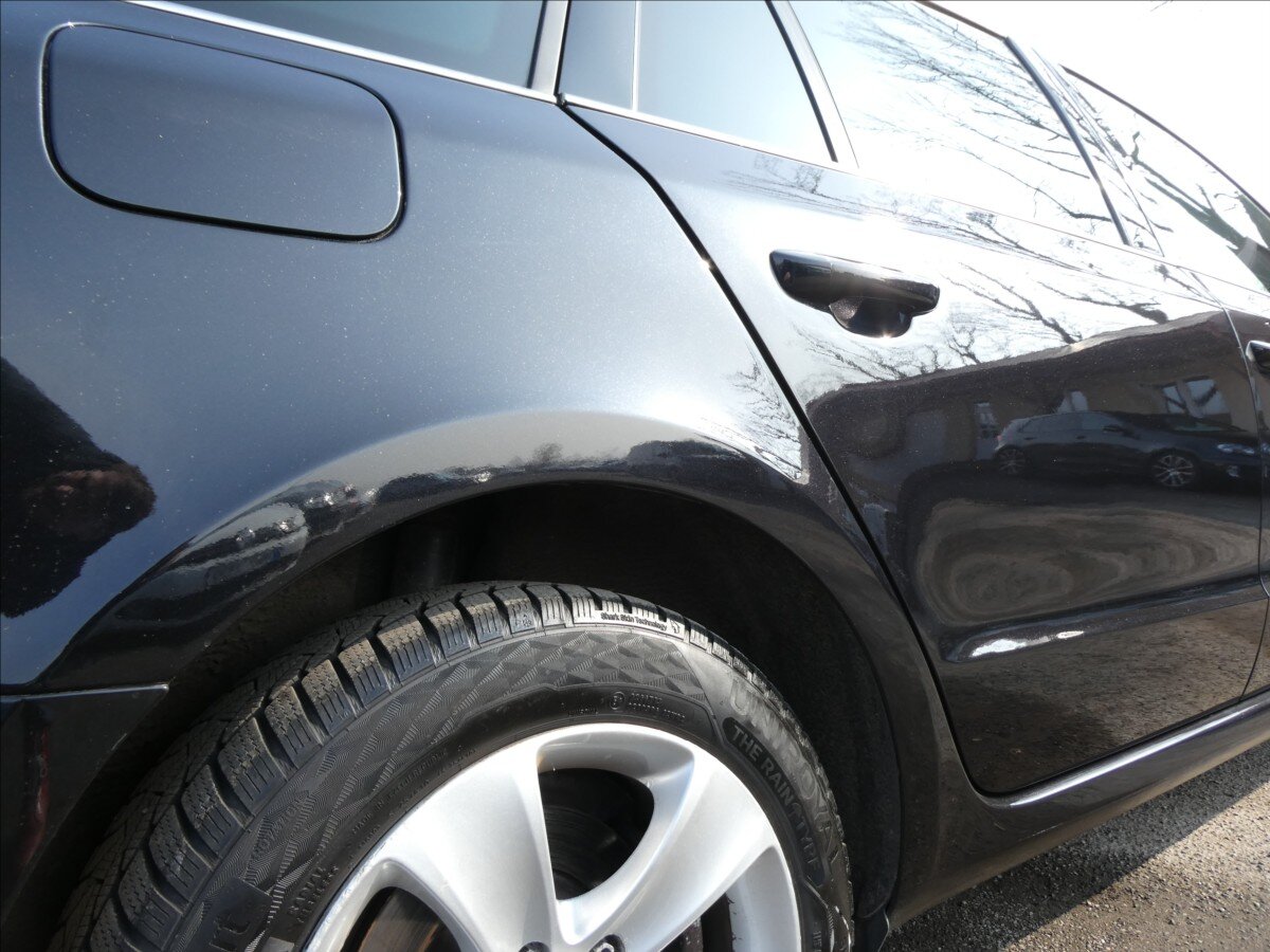 Škoda Superb Kombi 2,0 l 103 kw