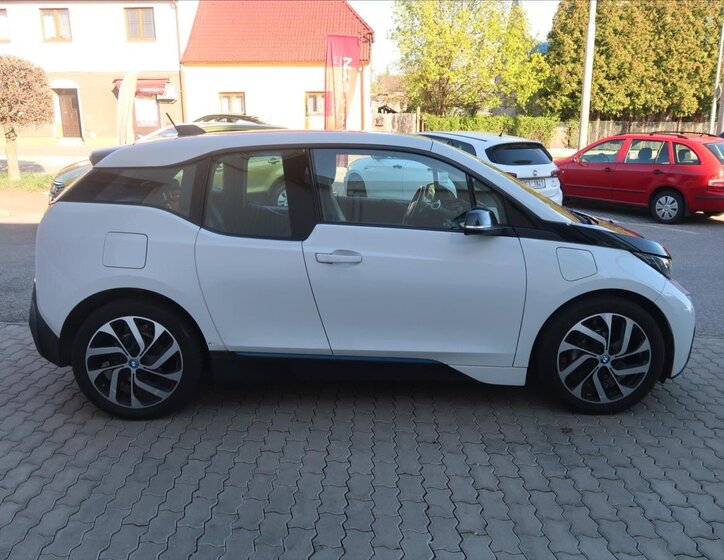 BMW i3 Hatchback 647,0 125 kw