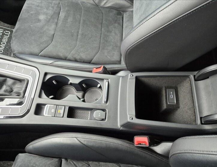 Volkswagen Arteon 38