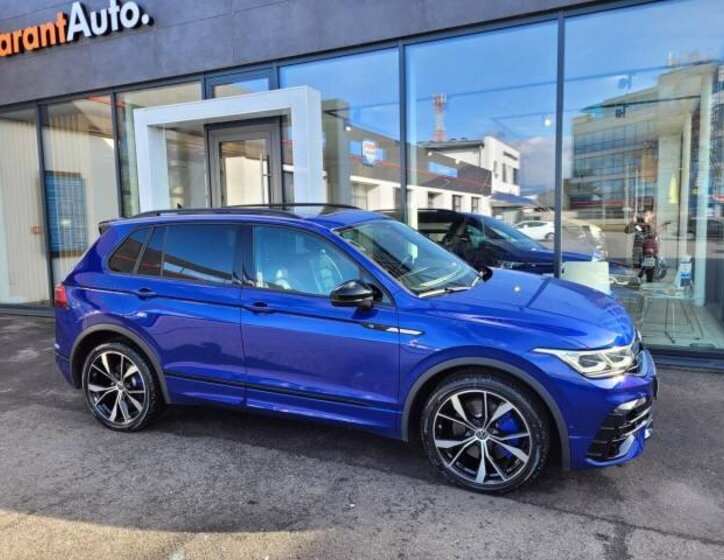 Volkswagen Tiguan SUV 2,0 l 235 kw
