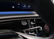 Peugeot 5008 SUV 1,2 l 100 kw