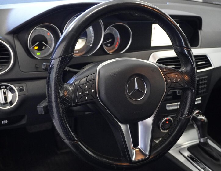 Mercedes-Benz Třídy C Ostatní 3,5 l 228 kw