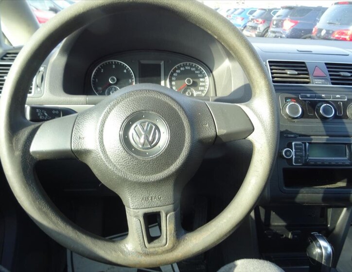 Volkswagen Touran Kombi 1,6 l 77 kw