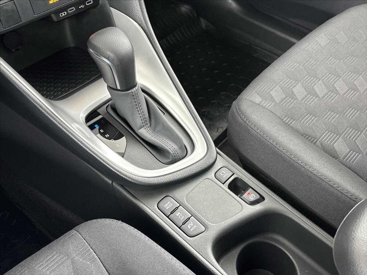 Toyota Yaris Hatchback 1,5 l 68 kw