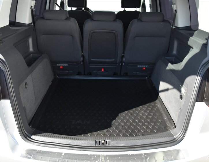 Volkswagen Touran MPV 1,6 l 77 kw