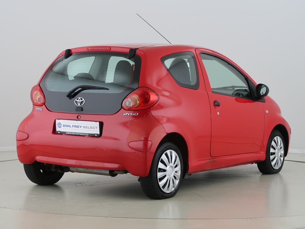 Toyota Aygo Hatchback 998,0 50 kw