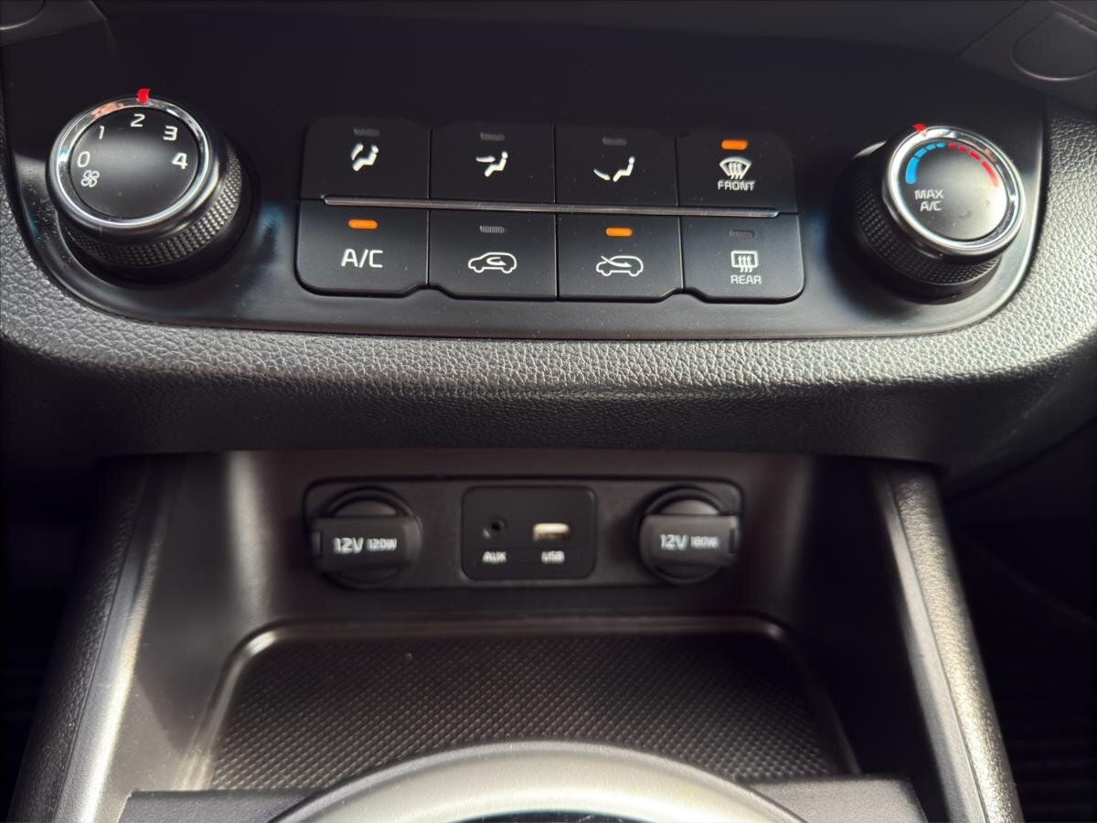 KIA Sportage SUV / Terénní 1,6 l 99 kw