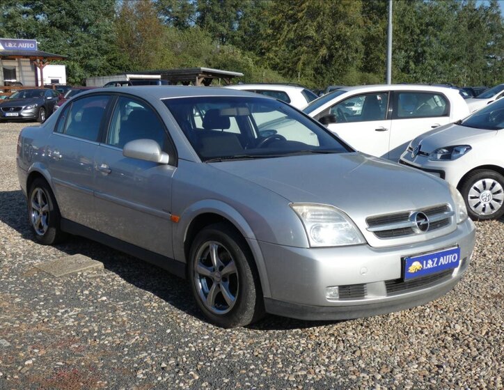 Opel Vectra Sedan / Limuzína 2,2 l 108 kw