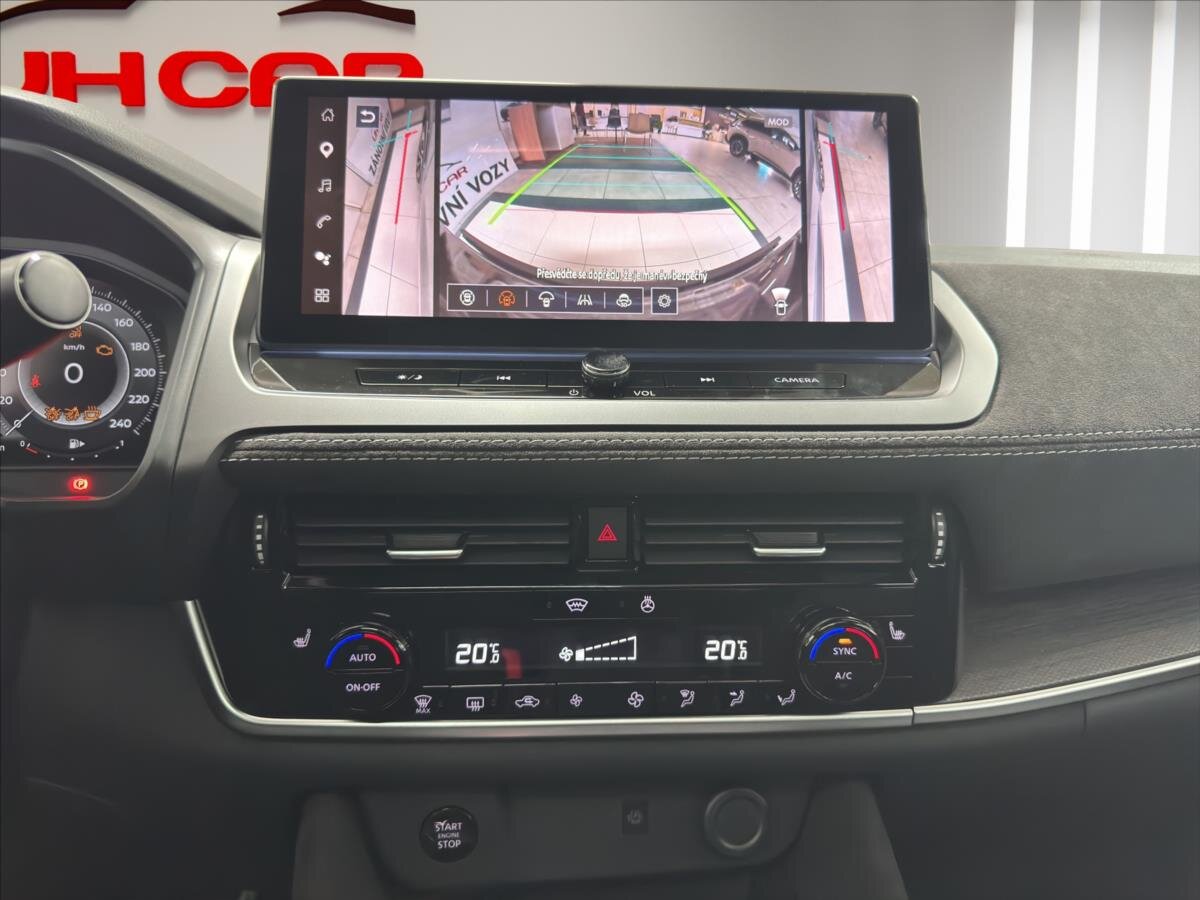 Nissan Qashqai SUV / Terénní 1,3 l 116 kw