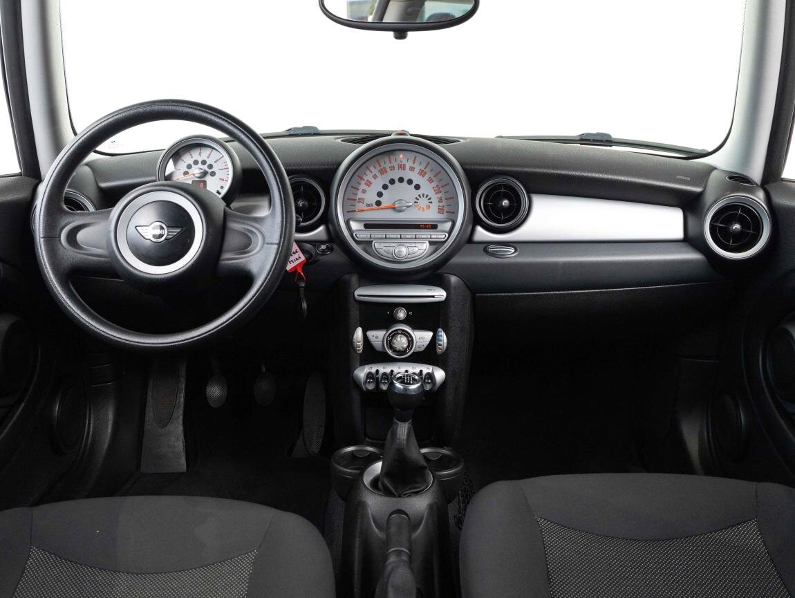 Mini Cooper Hatchback 1,4 l 70 kw