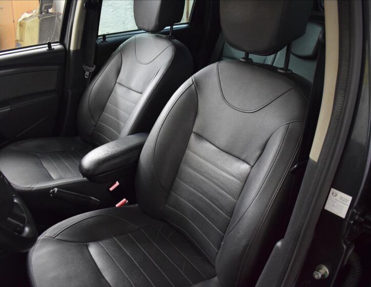 Dacia Duster SUV / Terénní 1,2 l 92 kw