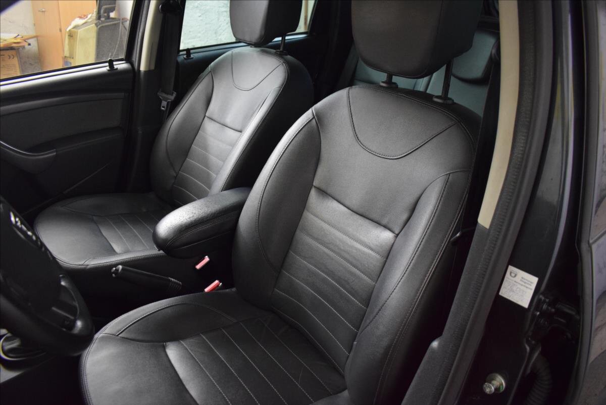 Dacia Duster SUV / Terénní 1,2 l 92 kw