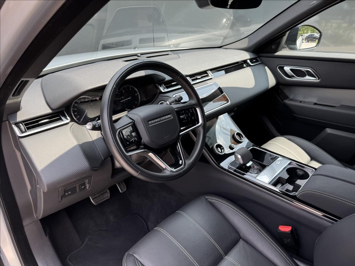 Land Rover Range Rover Velar SUV 2,0 l 150 kw