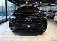 Audi Q8 SUV 3,0 l 210 kw