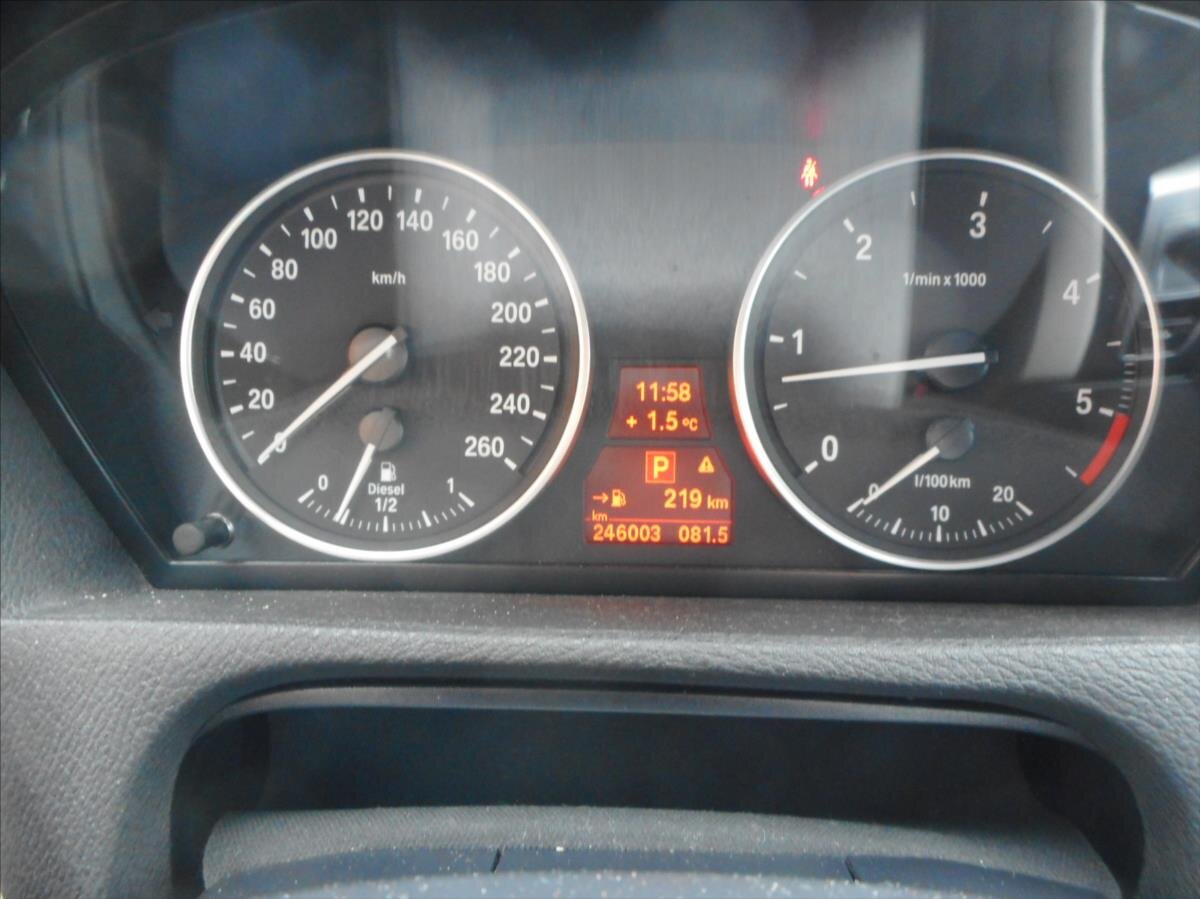 BMW X5 SUV / Terénní 3,0 l 180 kw