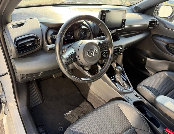 Toyota Yaris Hatchback 1,5 l 68 kw