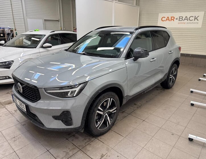 Volvo XC40 SUV 2,0 l 120 kw