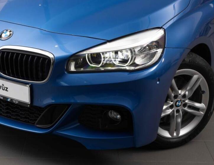 BMW Řada 2 7