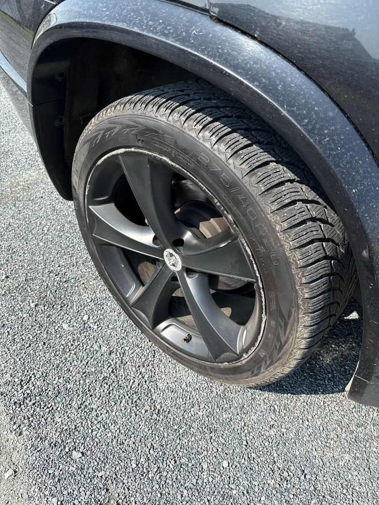 BMW X5 SUV 3,0 l 180 kw