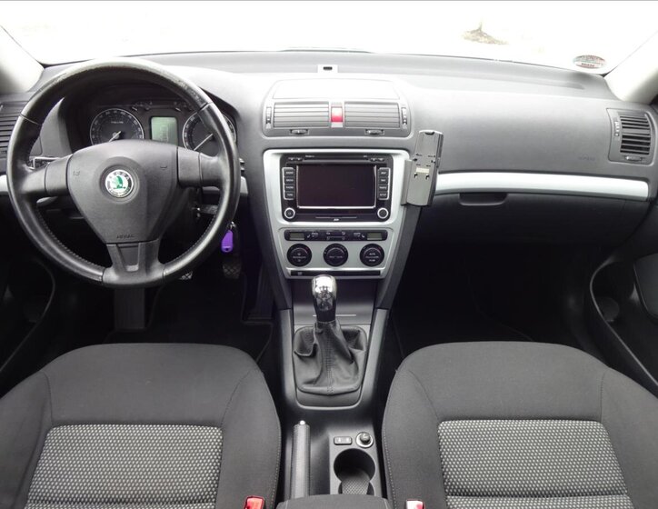 Škoda Octavia Kombi 1,8 l 118 kw