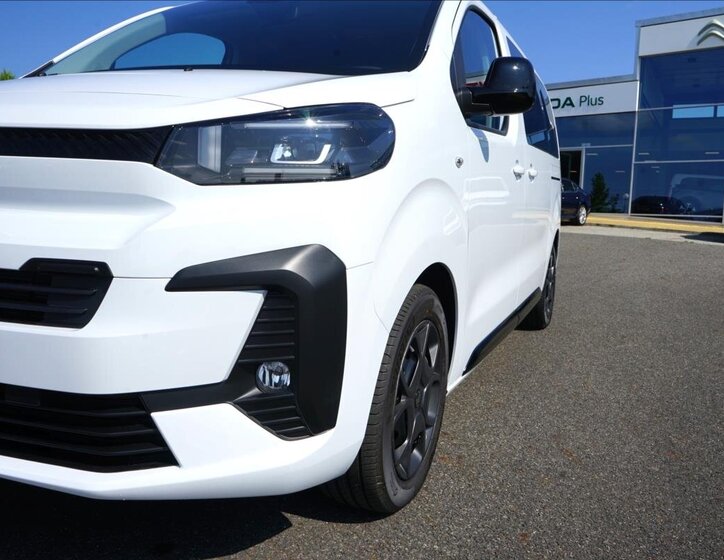 Citroën SpaceTourer MPV 2,2 l 110 kw