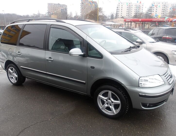 Volkswagen Sharan MPV 1,9 l 96 kw