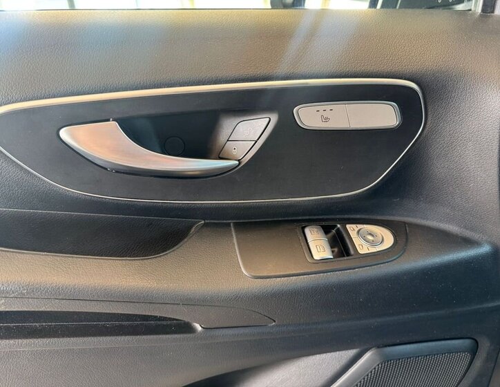 Mercedes-Benz Vito VAN / Minibus 2,0 l 140 kw