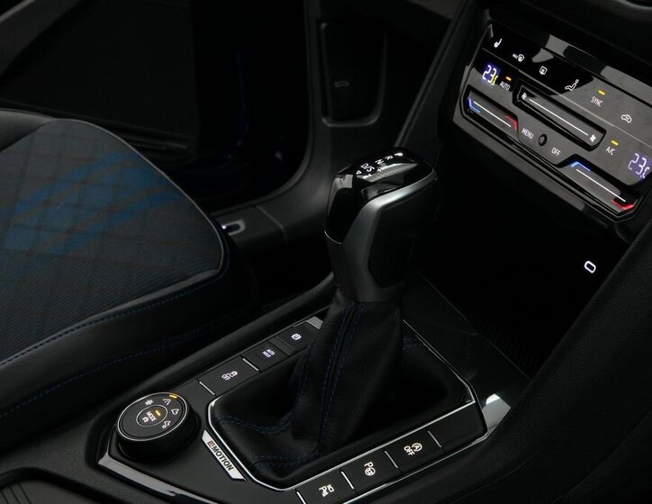 Volkswagen Tiguan SUV 2,0 l 235 kw