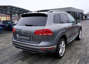 Volkswagen Touareg 6