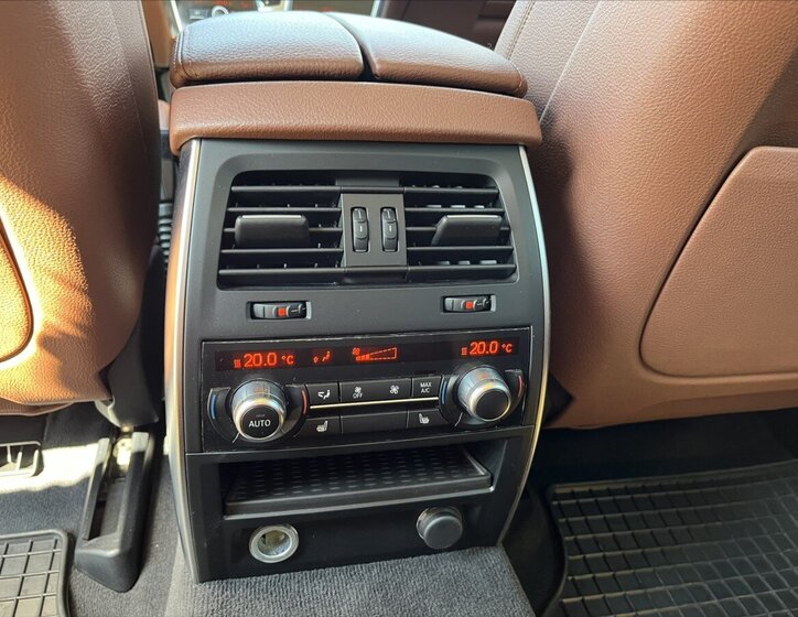 BMW Řada 5 Sedan / Limuzína 3,0 l 190 kw